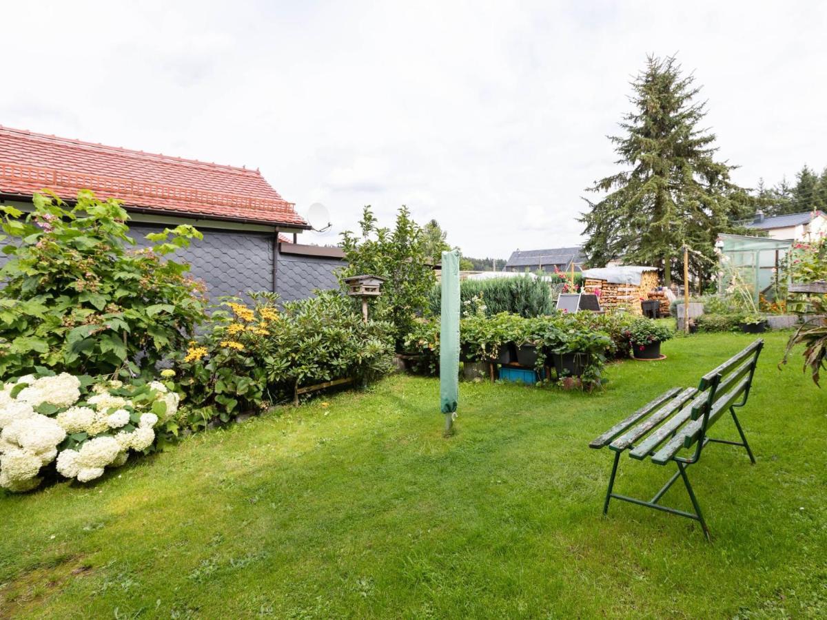 Cozy Apartment in Altenfeld with Garden Exterior foto